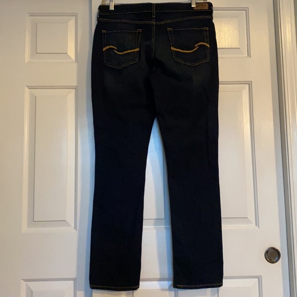 Levi’s Signature Jeans - Like New - Picture 3 of 6